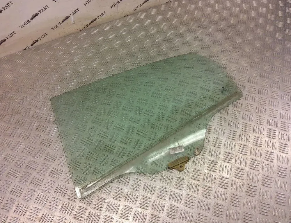 HYUNDAI i30 GD (2 generation) (2012-2017) Sklo zadnej ľavej dverí 43R00351 31002368