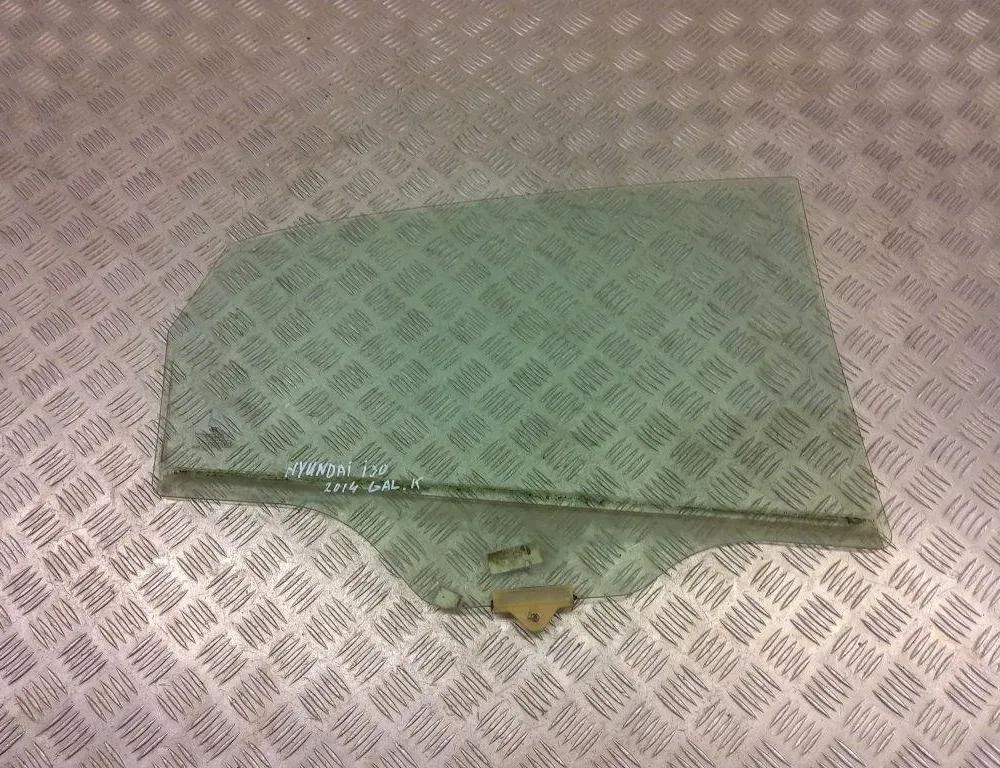 HYUNDAI i30 GD (2 generation) (2012-2017) Sklo zadnej ľavej dverí 43R00351 31002368