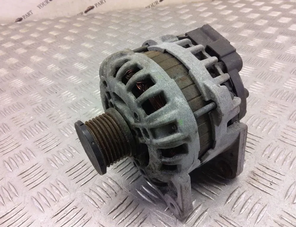 RENAULT Captur 1 generation (2013-2019) Alternátor 231008593R 31013498