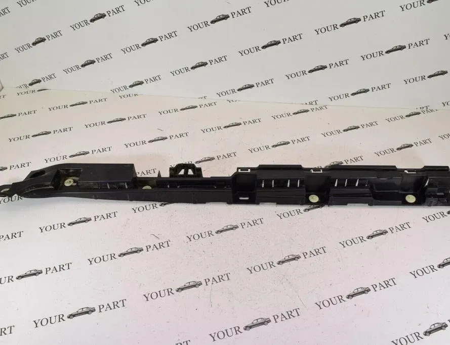 BMW 5 Series F10/F11 (2009-2017) Držiak bočného spojlera 7204021 31018312