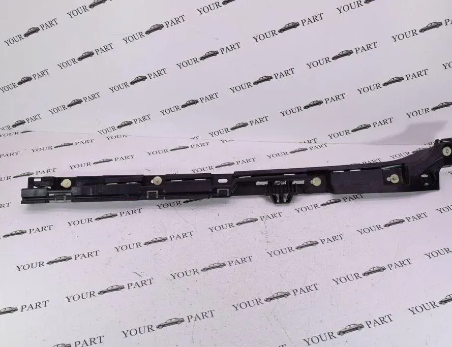 BMW 5 Series F10/F11 (2009-2017) Držiak bočného spojlera 7204021 31018312