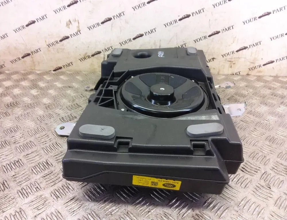 LAND ROVER Range Rover Evoque L538 (1 gen) (2011-2020) Subwoofer BJ3218808EB 33221759