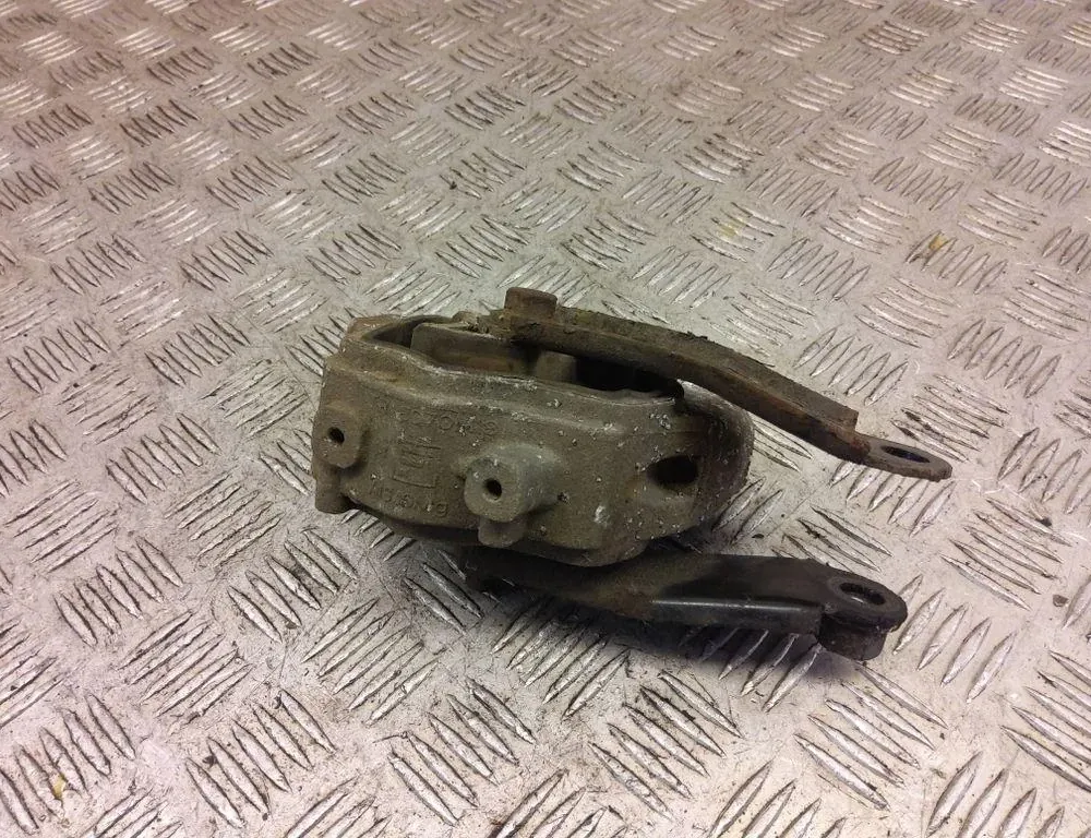 LAND ROVER Range Rover Evoque L538 (1 gen) (2011-2020) Front engine mount 6G926P082LB 33221794