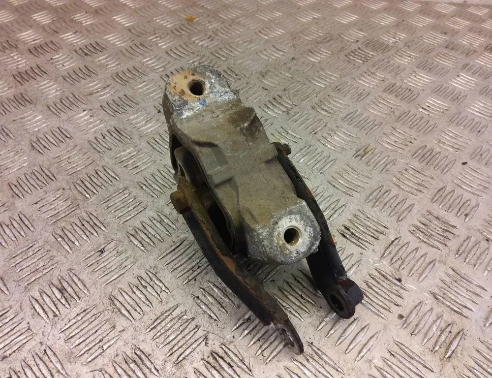 LAND ROVER Range Rover Evoque L538 (1 gen) (2011-2020) Front engine mount 6G926P082LB 33221794