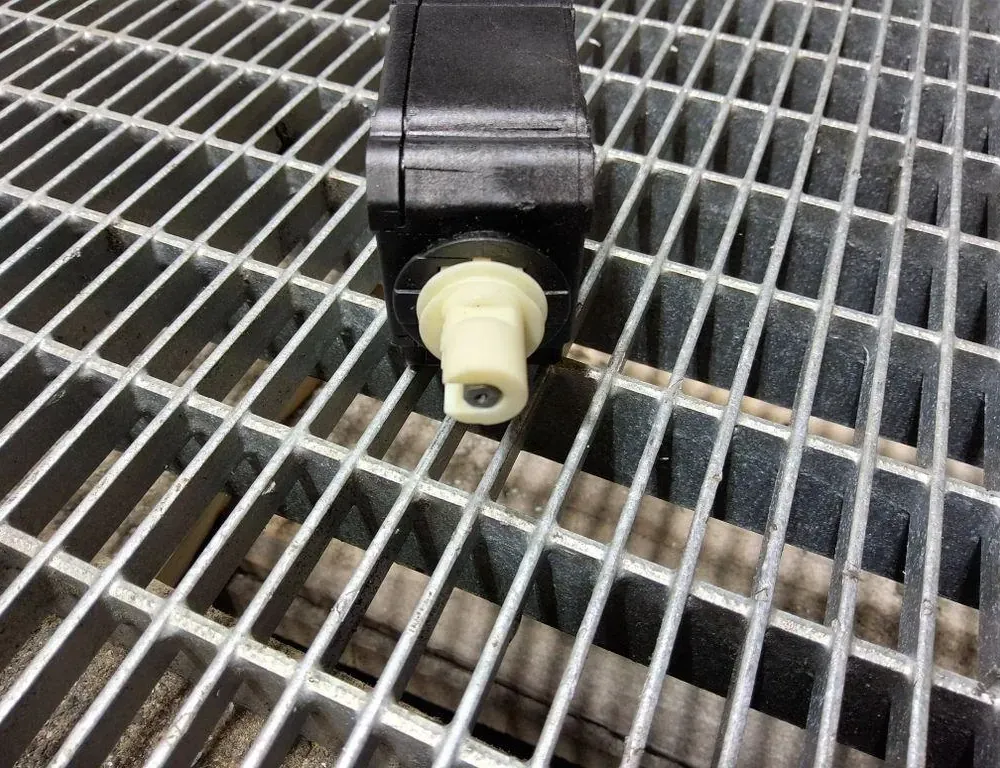 LAND ROVER Range Rover Sport 1 generation (2005-2013) Замок крышки топливного бака FSG500013,A2C53110933 33222642