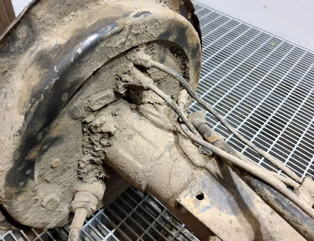 SUZUKI Jimny 3 generation (1998-2018) Zadná náprava 33223609