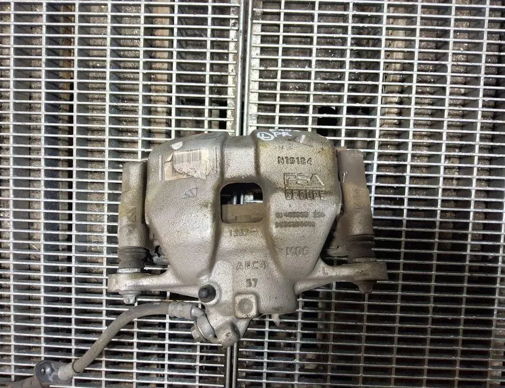 CITROËN C3 3 generation (2016-2024) Супорт тормозов передний левый 33223762