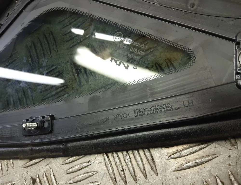 KIA Cee'd 3 generation (2018-2020) Ľavé zadné dvere okno 87810J7100 33224059