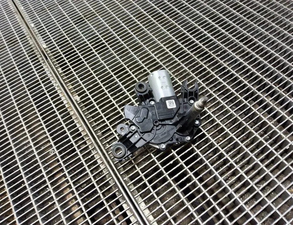 DACIA Sandero 2 generation (2013-2020) Tailgate  Window Wiper Motor 287105483R 33401553