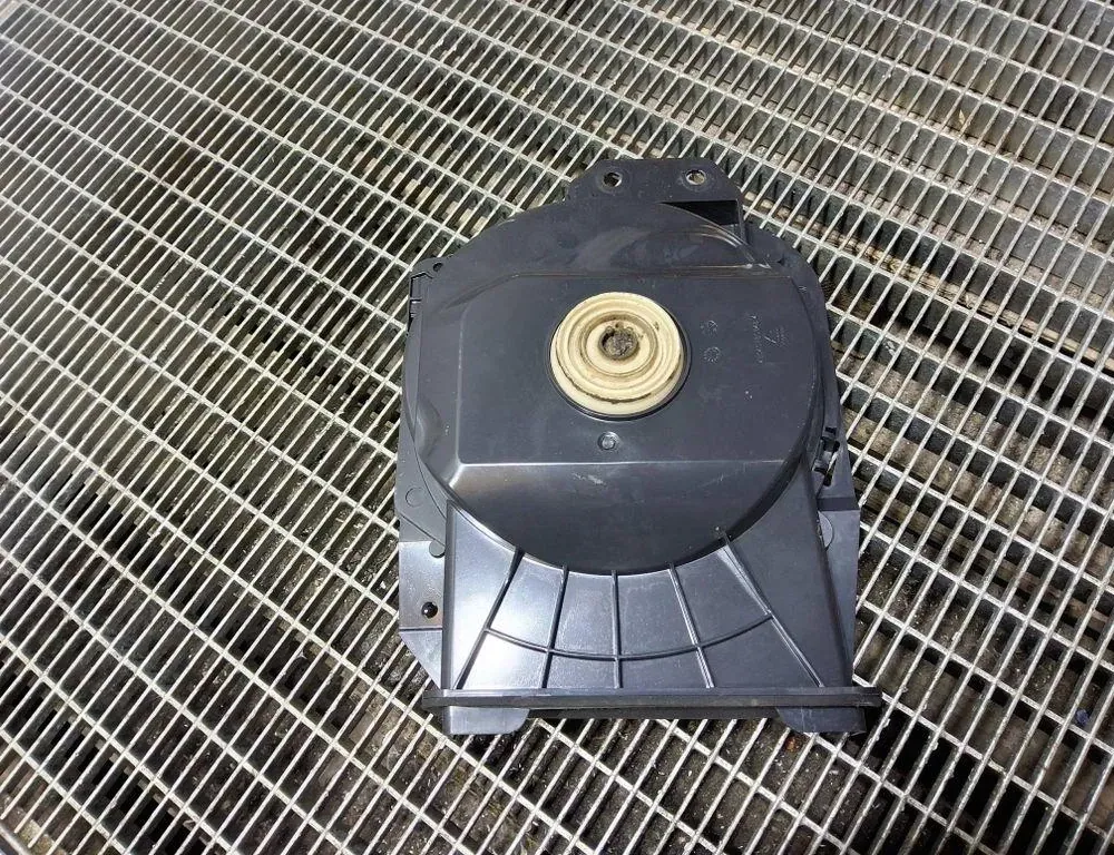 BMW 3 Series F30/F31 (2011-2020) Subwoofer 9210148 33401881