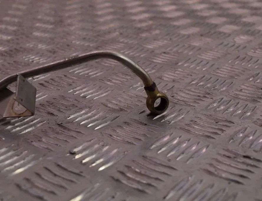 BMW 3 Series E90/E91/E92/E93 (2004-2013) Трубка смазки турбины 7808010 33482526