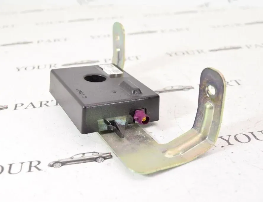 BMW 1 Series F20/F21 (2011-2020) Антенный модуль BU9230911 33482617