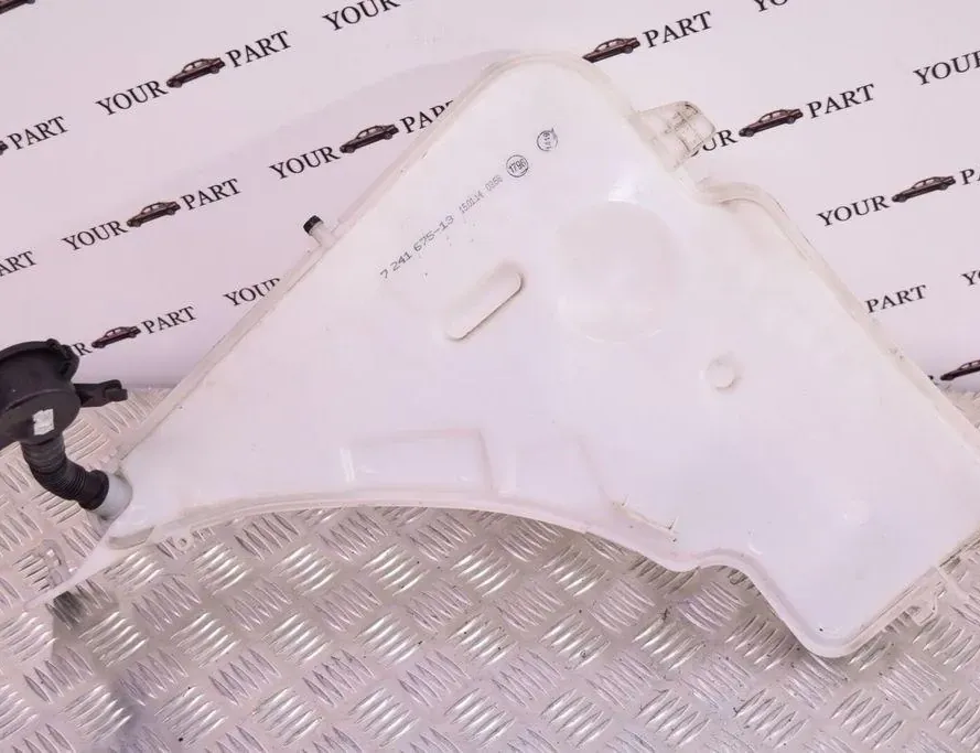 BMW 3 Series F30/F31 (2011-2020) Nádrž na ostrekovač okien 7241675 33485119
