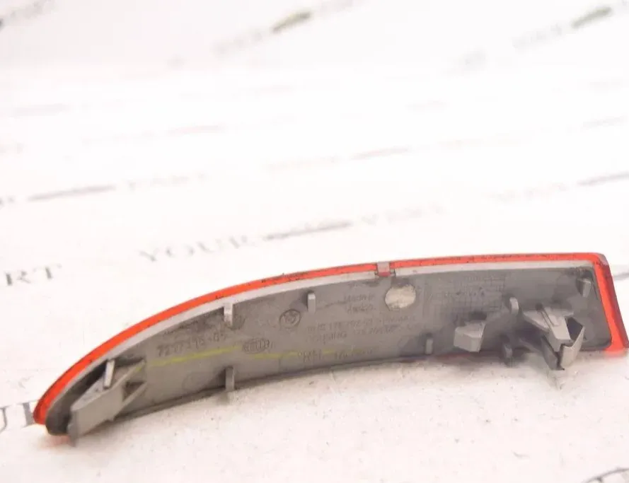 BMW X3 F25 (2010-2017) Отражатель света бампера задний правый 7217316 33486748