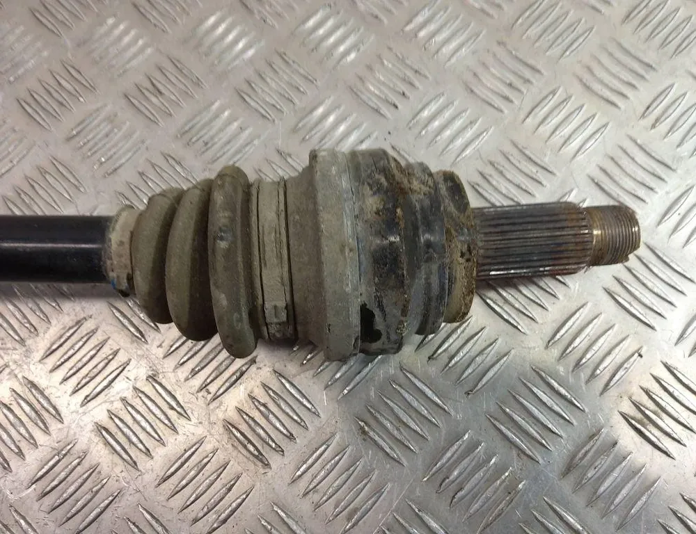 BMW 5 Series F10/F11 (2009-2017) Rear Right Driveshaft 7630184 33488770