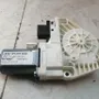 AUDI A6 C6/4F (2004-2011) Motor regulátora okna ľavých predných dverí 1101997008201,4F0959802D 34231985