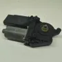 VOLKSWAGEN Passat B7 (2010-2015) Motor regulátora okna ľavých predných dverí 0130821695 32001930
