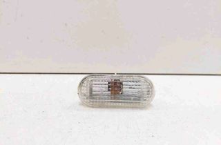 FORD Focus 2 generation (2004-2011) Ľavý predný blatníkový smerový svetlomet 4M5A13K309,4M5A13K309AA 32724392