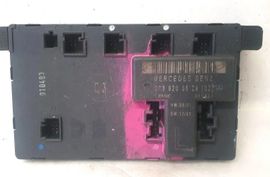 MERCEDES-BENZ C-Class W203/S203/CL203 (2000-2008) Ovládacia jednotka ľavých predných dverí 2038205526 28160627