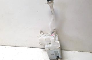 LEXUS RX 4 generation (2015-2024) Nádrž na ostrekovač okien 019699 33048012