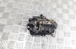 VOLKSWAGEN Variant VII TDI (2014-2024) Zámok pravých zadných dverí 32108186