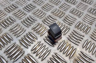 VOLKSWAGEN Passat B7 (2010-2015) Otvorené prepínače zadného krytu 32748969