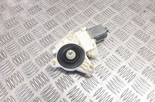 MERCEDES-BENZ E-Class W211/S211 (2002-2009) Motor ovládania okna ľavých zadných dverí 0130822505,A2048200542 32860508