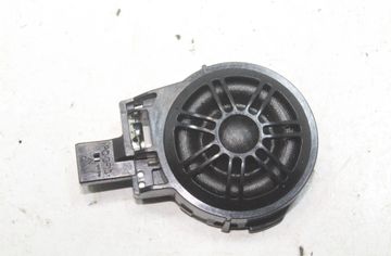 TESLA Model Y 1 generation (2020-2024) Ľavý predný dverový reproduktor 1079741-00-A 33094058