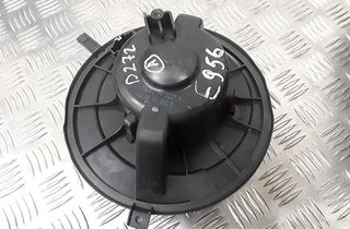 VOLKSWAGEN Tiguan 1 generation (2007-2017) Нагревательный вентиляторный моторчик салона 1k2819015a 30629402