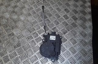 NISSAN Defender 1 generation (1983-2016) Pravý motor pre elektrické otváranie piateho dverí cpla404c10ad 30629605