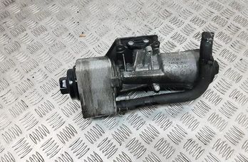 AUDI Q5 8R (2008-2017) Držiak olejového filtra 045115389K 20563505