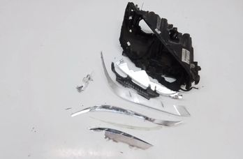 BMW 7 Series F01/F02 (2008-2015) Front Left Headlight 7379682 25423459