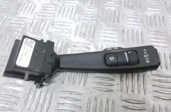 VOLVO V70 3 generation (2007-2020) Ovládanie stieračov 31275360 30379308