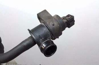 VOLVO C30 1 generation (2006-2013) Vakuumový ventil 8653642 30702603