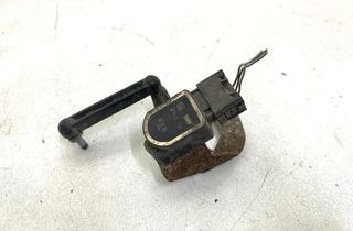 BMW 7 Series E65/E66 (2001-2008) Pravý predný snímač hladiny 6752797 28569604