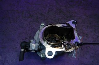 RENAULT Megane 2 generation (2002-2012) Vákuová pumpa 30936896