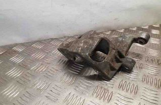 FORD Galaxy 1 generation (1995-2006) Power steering pump mounting bracket 028145523E 25149171