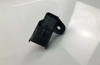 VOLVO V60 1 generation (2010-2020) Senzor hmotnostného prietoku vzduchu MAF 31405341 17759303