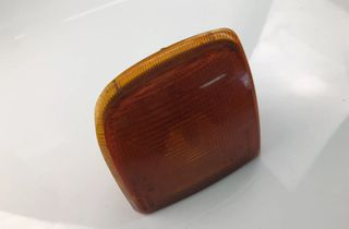 FORD Fiesta 2 generation (1983-1989) Ľavý predný blatníkový smerový svetlomet P25-1 17882050