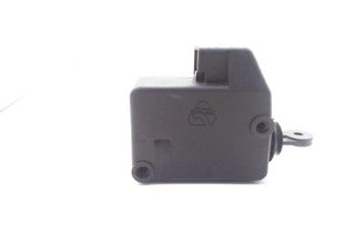 VOLVO V40 1 generation (1996-2004) Двигатель центрально замка 20338748