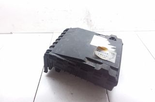 VOLKSWAGEN Golf 5 generation (2003-2009) Pojistková skrinka 1K0937132F,017180061,01718130 31468210