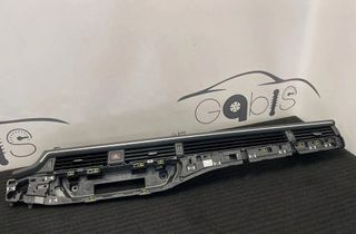 AUDI A5 F5 (2016-2024) Vzduchové mriežky stredovej konzoly 8W1820902 32193623