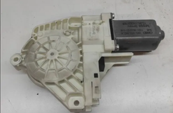 AUDI A6 C6/4F (2004-2011) Motor ovládania okna pravých predných dverí 8K0959802A 31778394