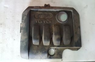 AUDI A3 8P (2003-2013) Декоративная крышка двигателя 03G103925J 11418262