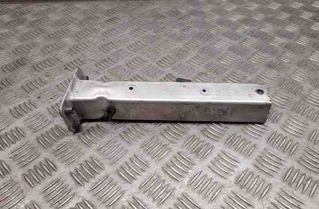 AUDI A8 D4/4H (2010-2018) Front Right Bumper Bracket 4H0806064E 24000229