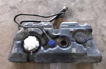 BMW X1 F48/F49 (2015-2023) Palivová nádrž 7348332 28377875