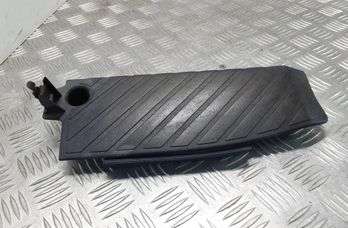 AUDI A6 C5/4B (1997-2004) Ostatné vnútorné časti 4B1854777 28396273