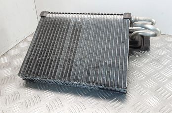 BMW X5 E70 (2006-2013) Výmeník tepla pre vnútorné kúrenie 137110043 28426524