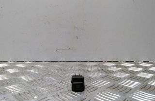 SKODA Roomster 5J  (2010-2015) Vypínač vykurovania čelného skla 5J0959621 28434308