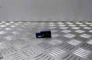 VOLVO V50 1 generation (2003-2012) Задний правый датчик удара 31264410 28439551